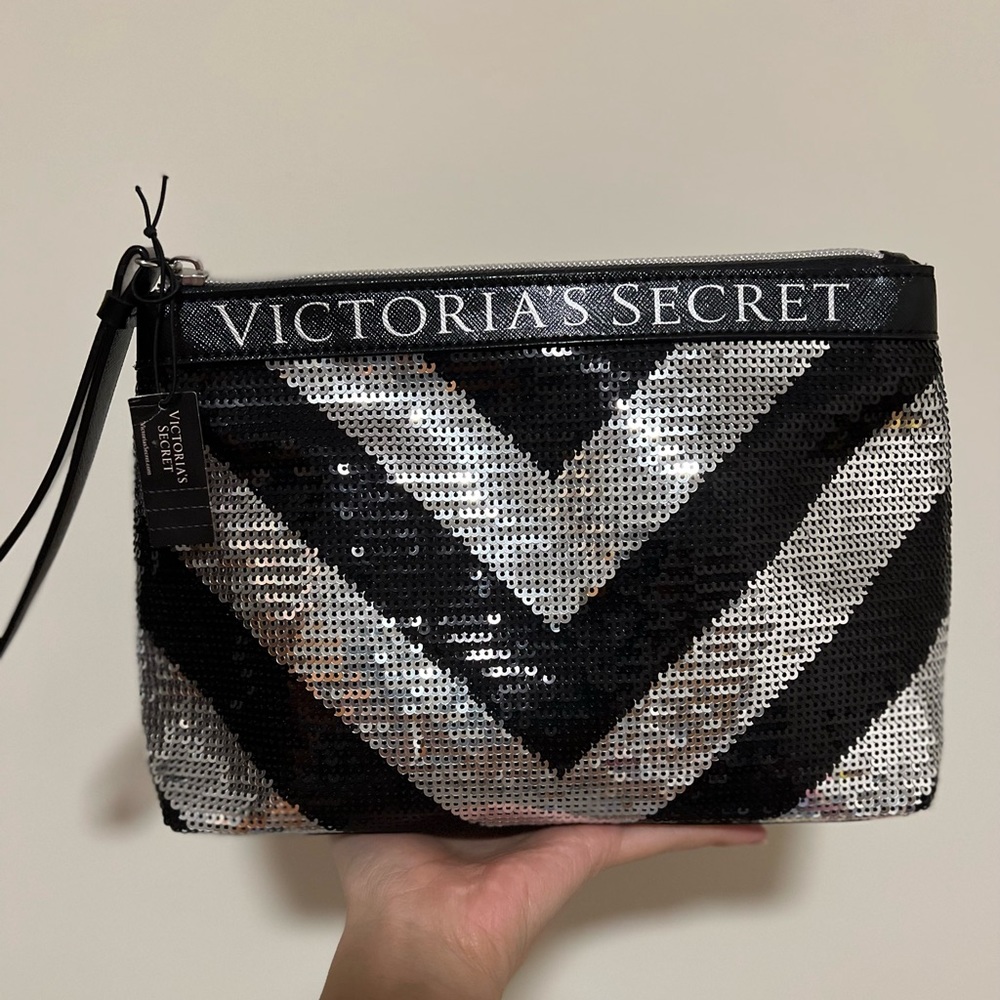Victoria’s secret makeup bag